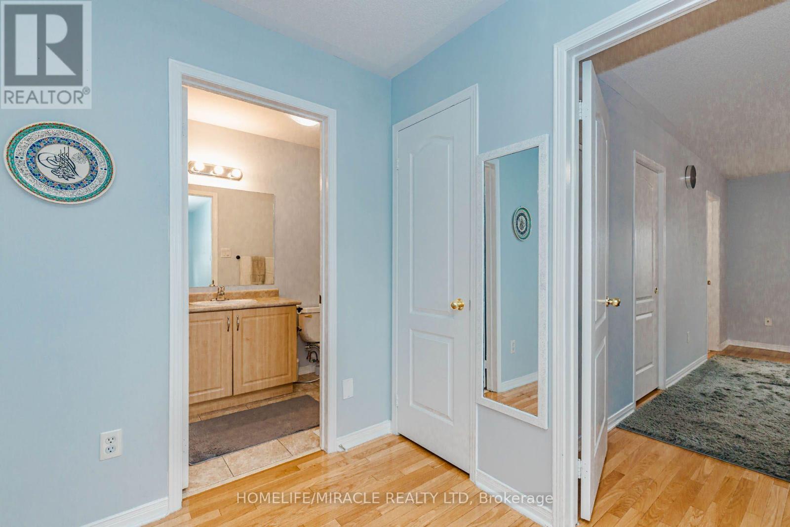 60 BUSHMILL CIRCLE - 39