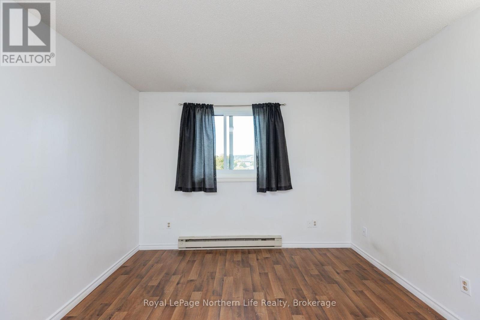 #407 330 SIXTH AVENUE W - Image 18