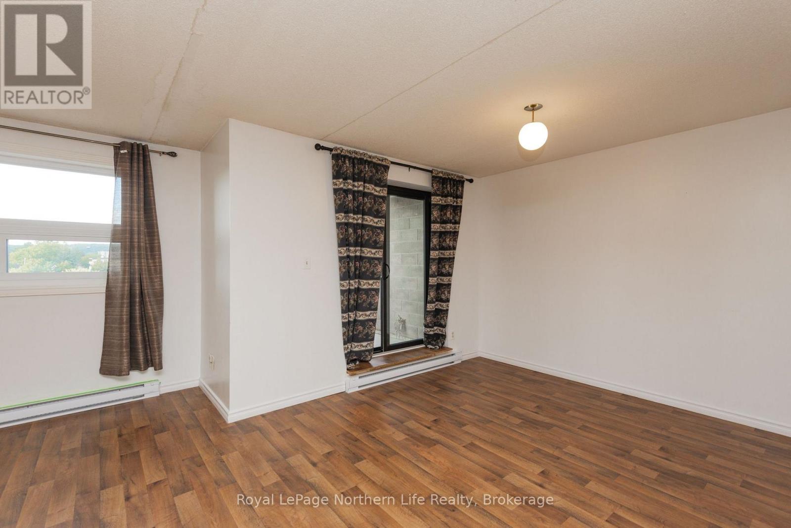 #407 330 SIXTH AVENUE W - Image 8