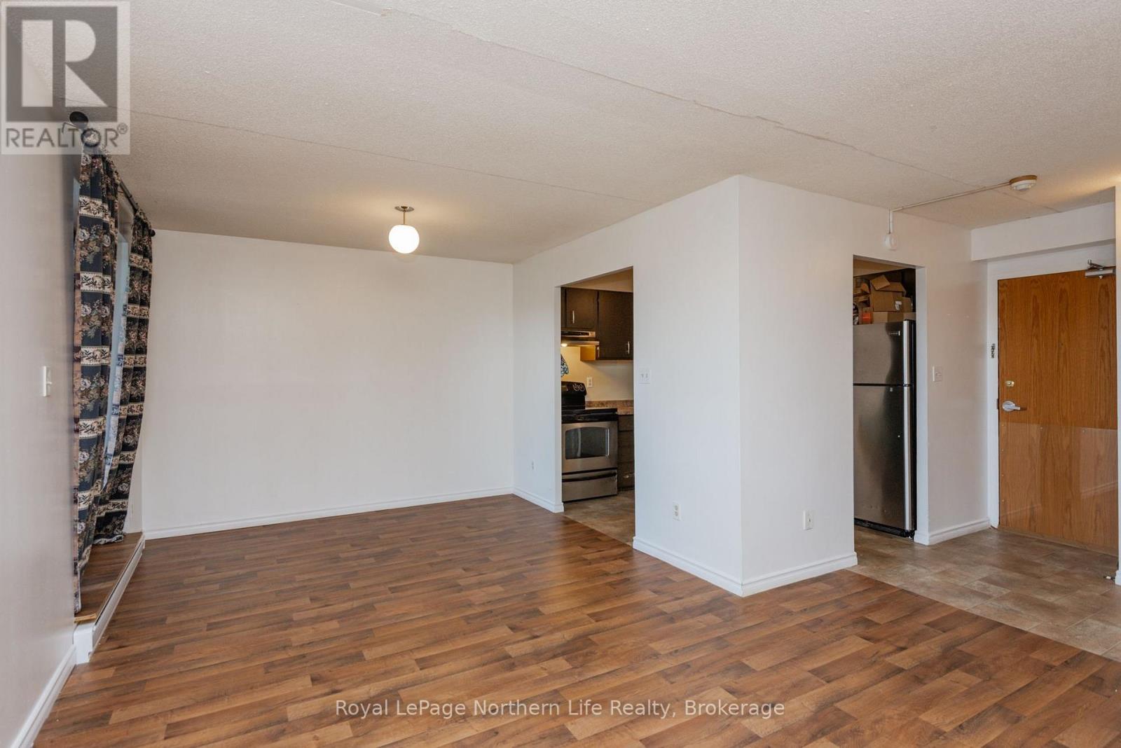 #407 330 SIXTH AVENUE W - Image 6