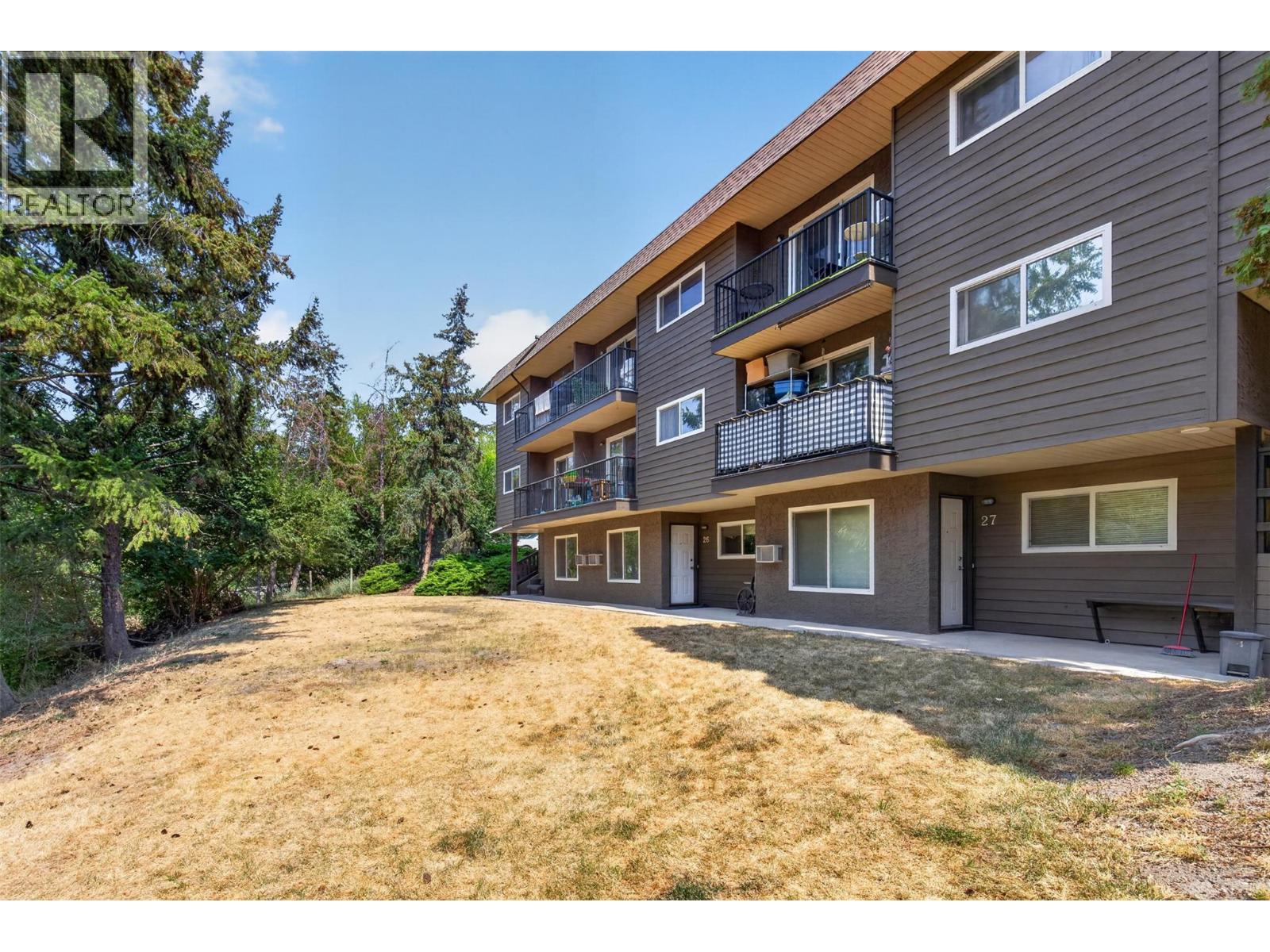 #36 3413 Okanagan Avenue - 23