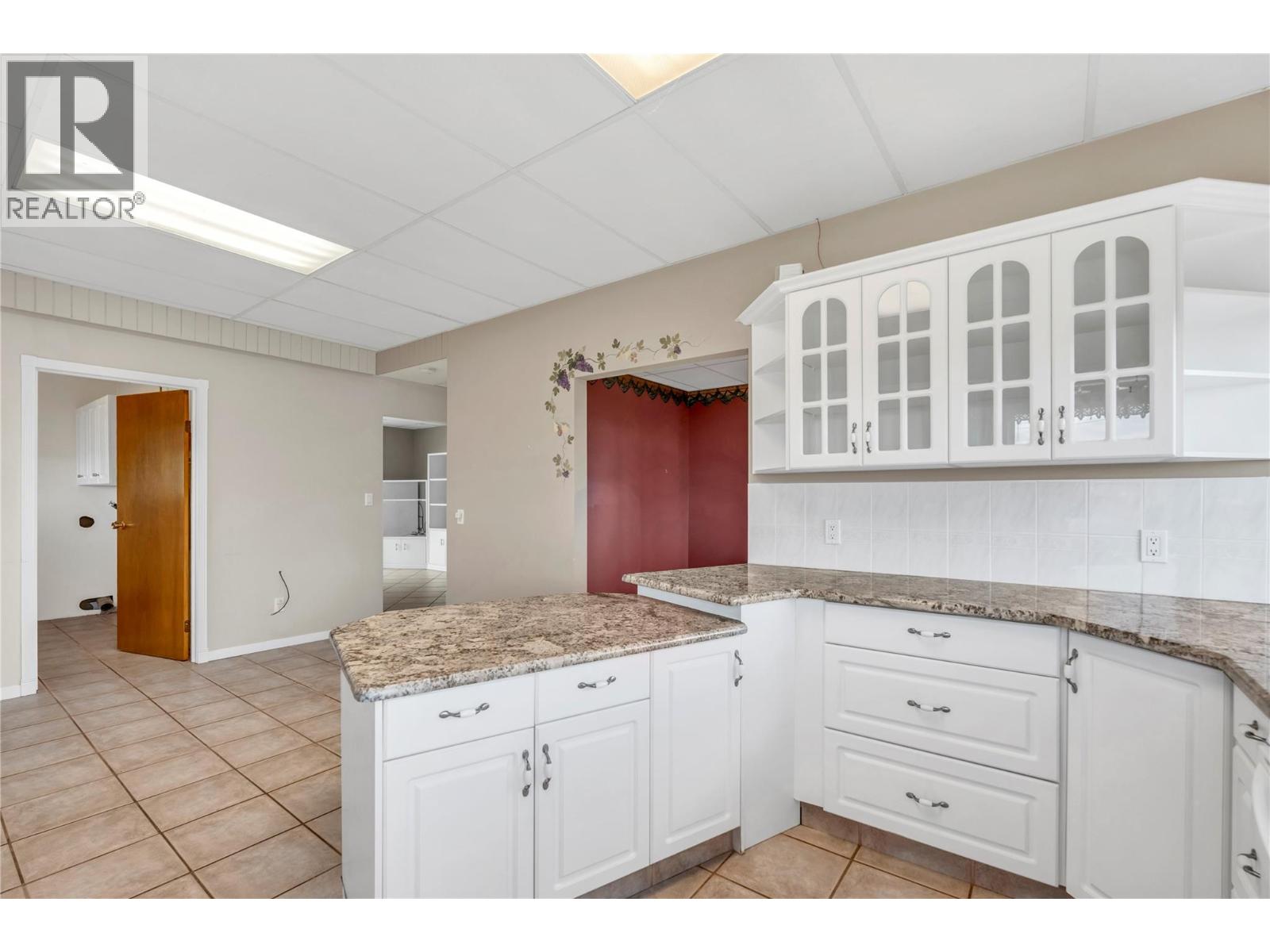 760 Hudson Street - 10