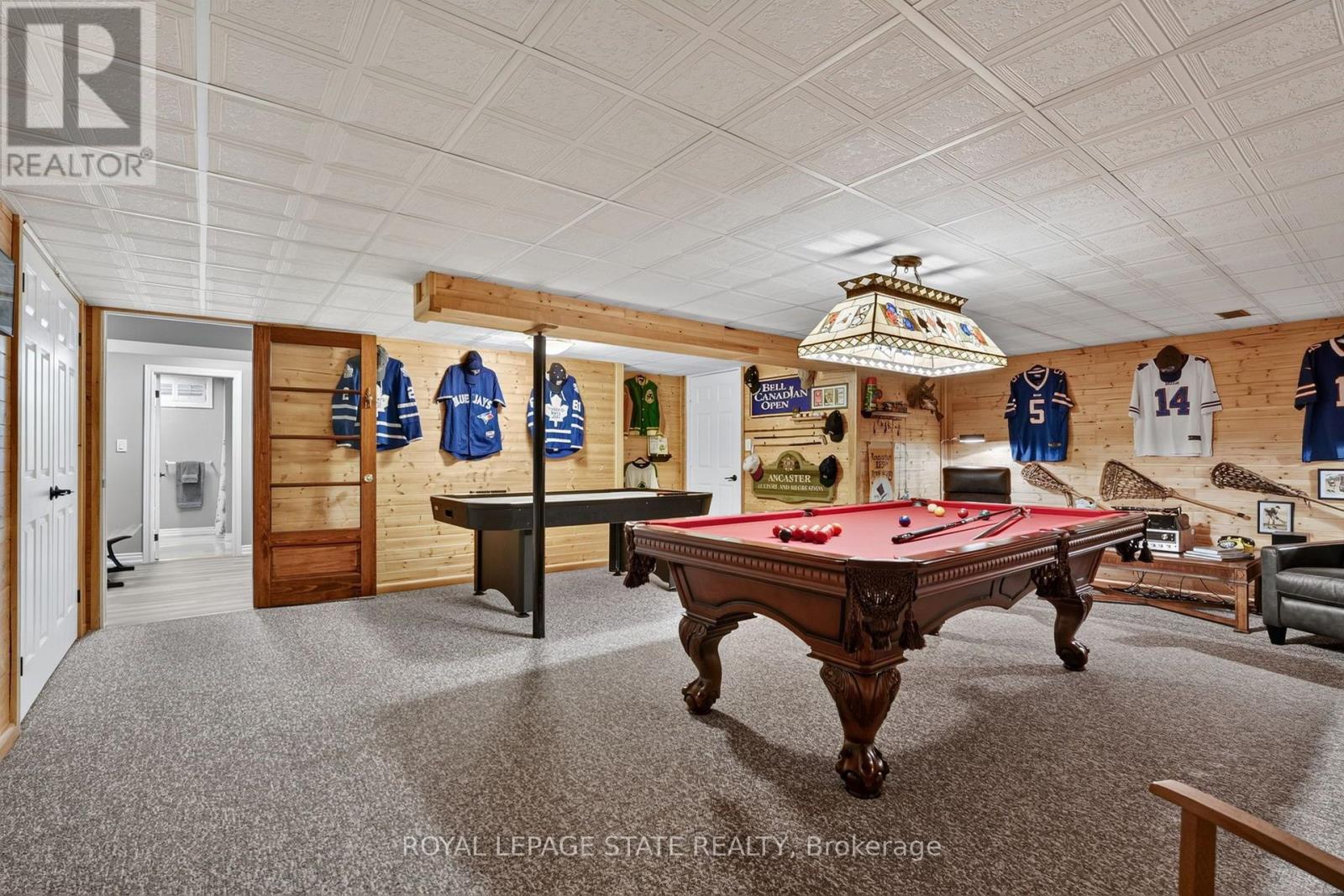 233 CAIRNS CRESCENT - Image 36