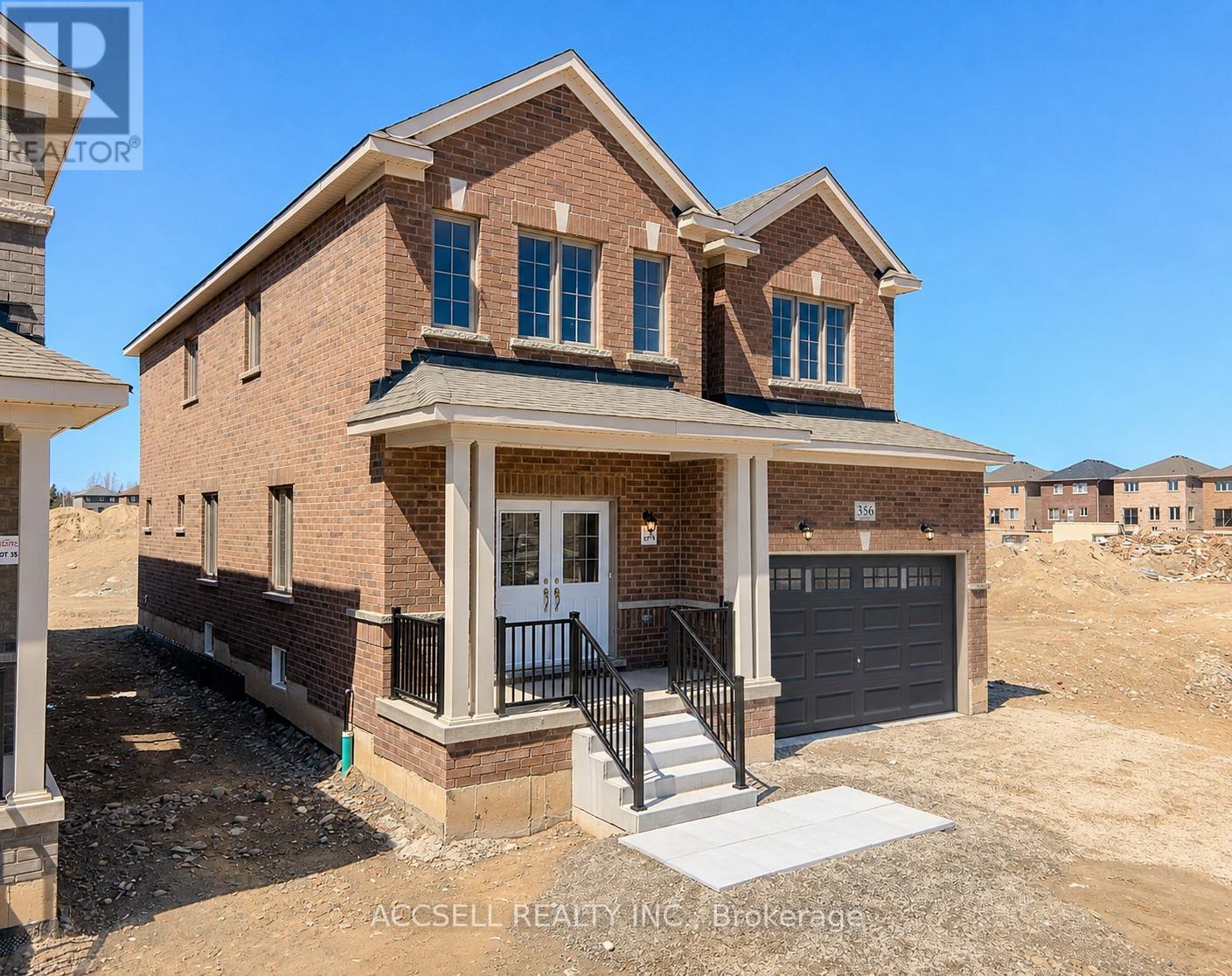 356 RUSSELL STREET - 2