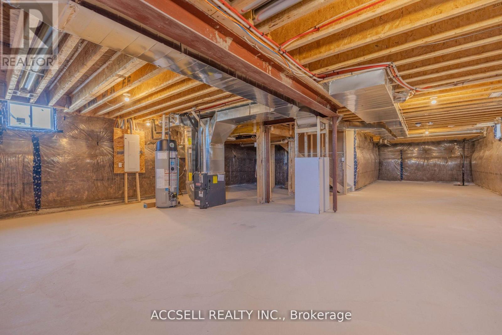 356 RUSSELL STREET - Image 35