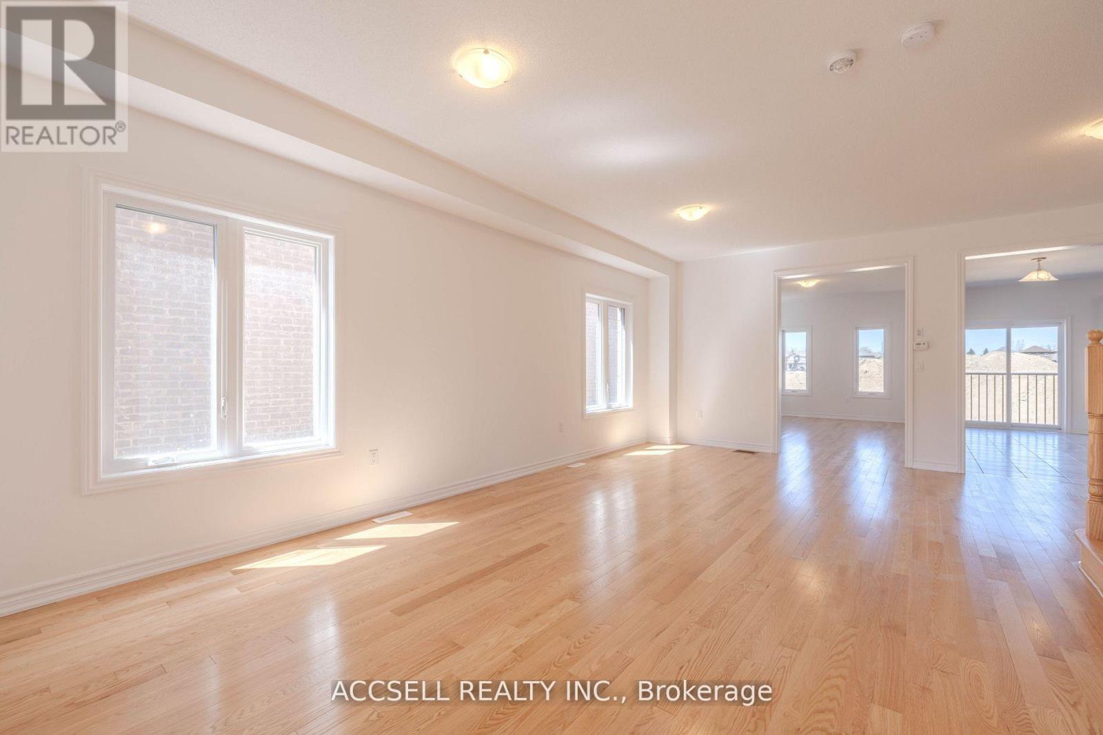 356 RUSSELL STREET - Image 5