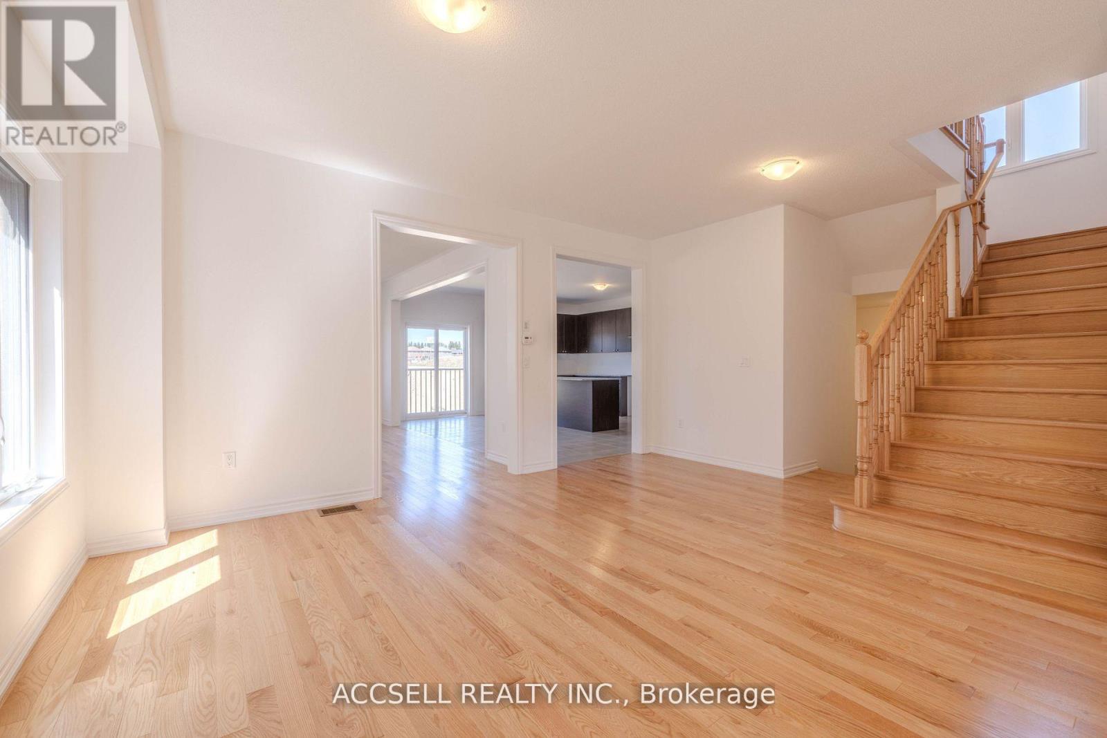 356 RUSSELL STREET - Image 6
