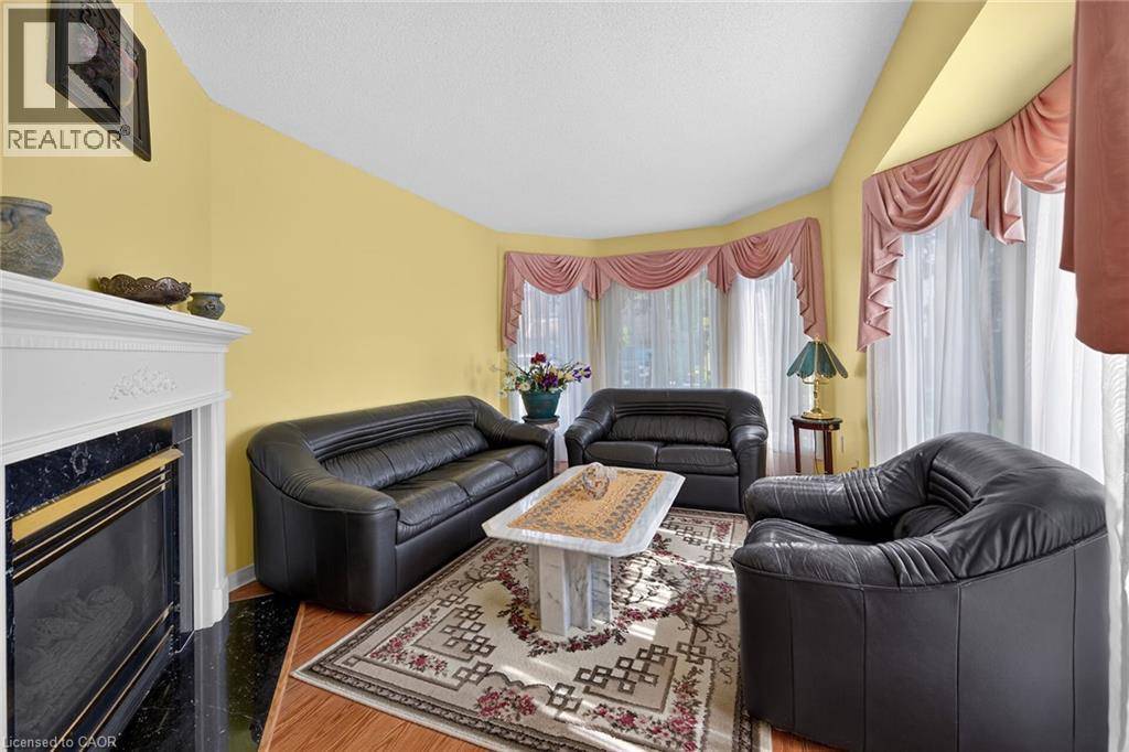 #45 502 BARTON Street - Image 26