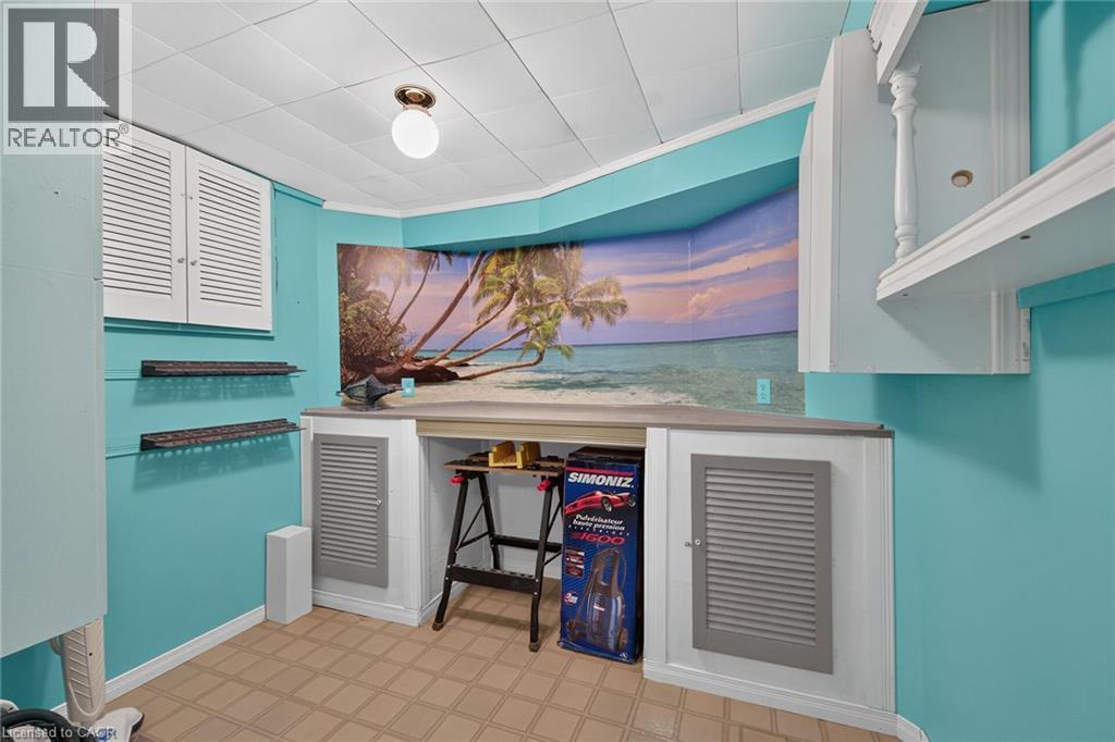 #45 502 BARTON Street - 50