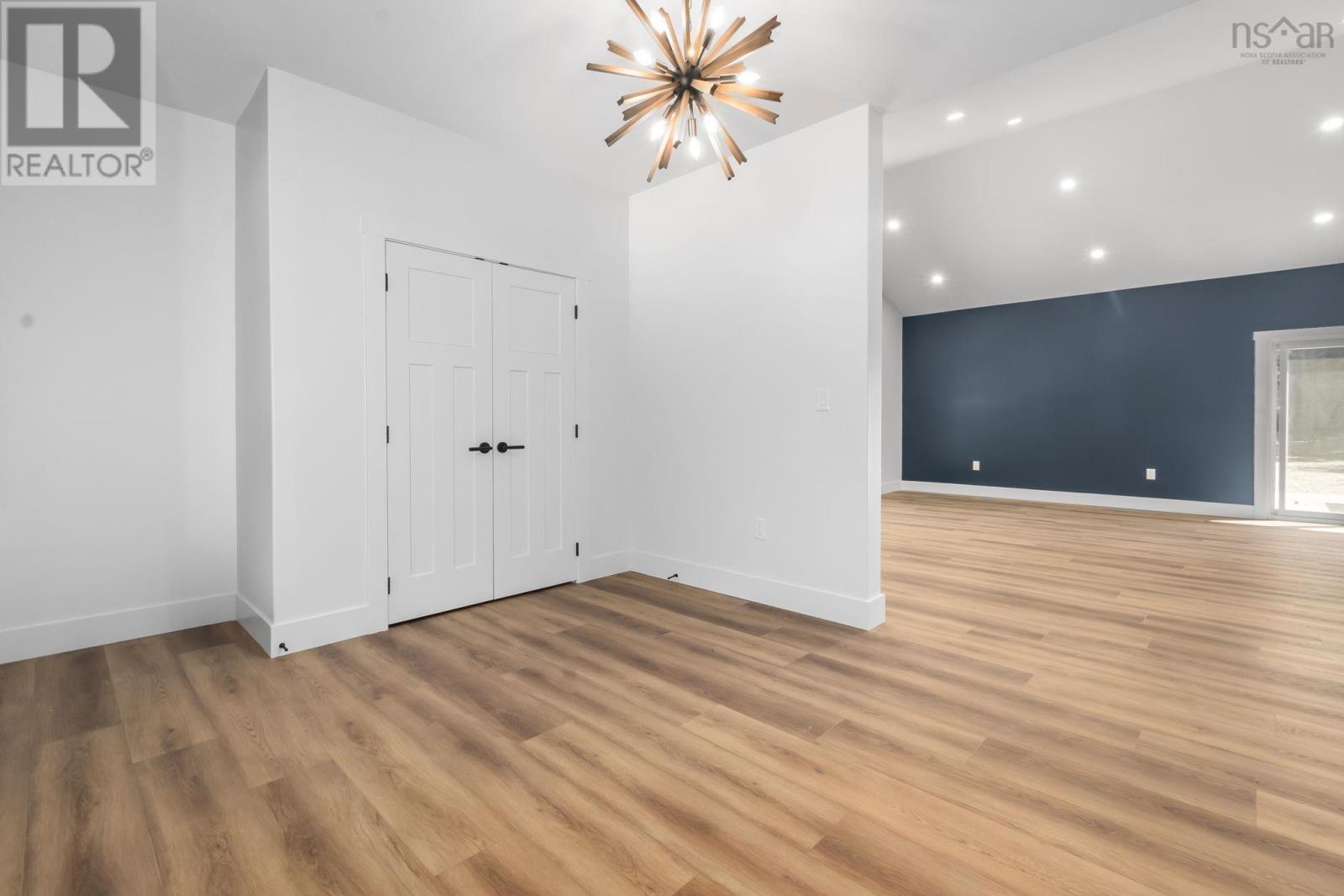 414 Lays Lake Road - 4
