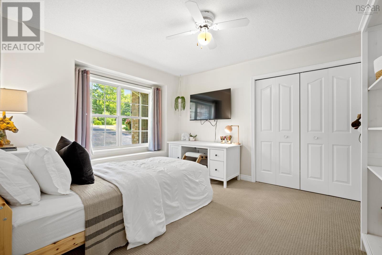 Property 30 of 49 of 202 Glen Arbour Way