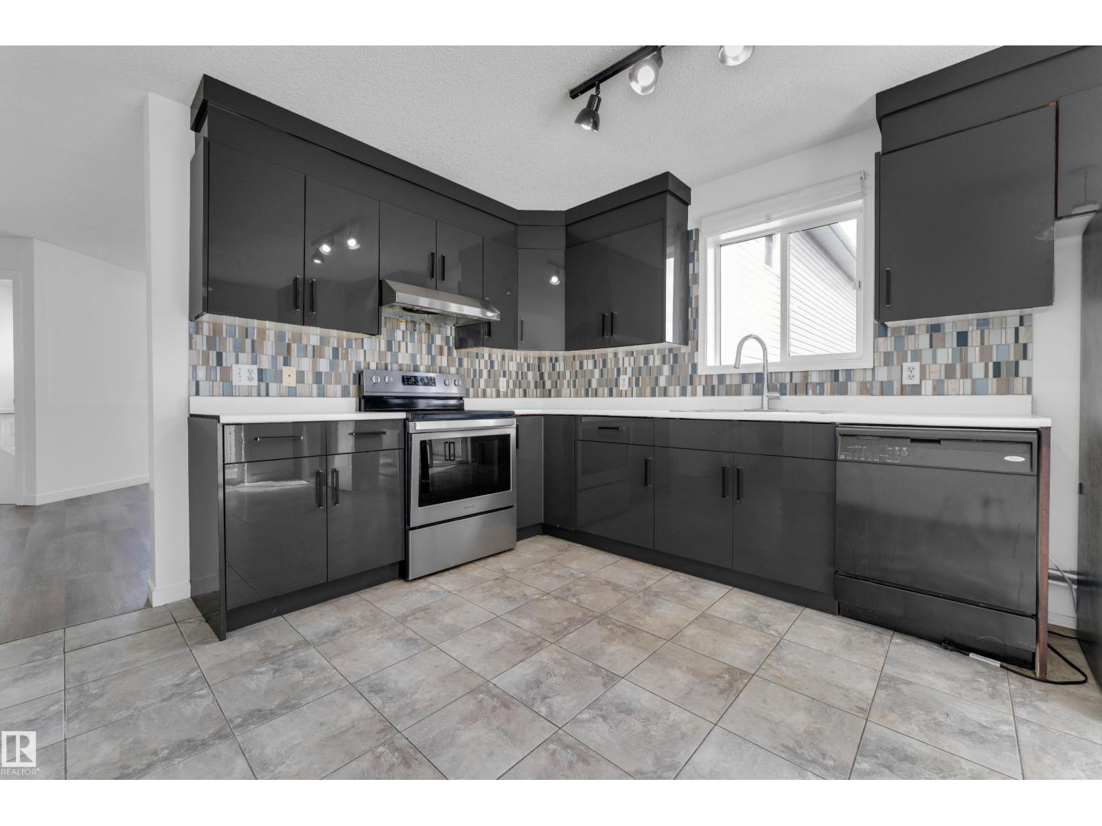1545 49A ST NW - Image 21