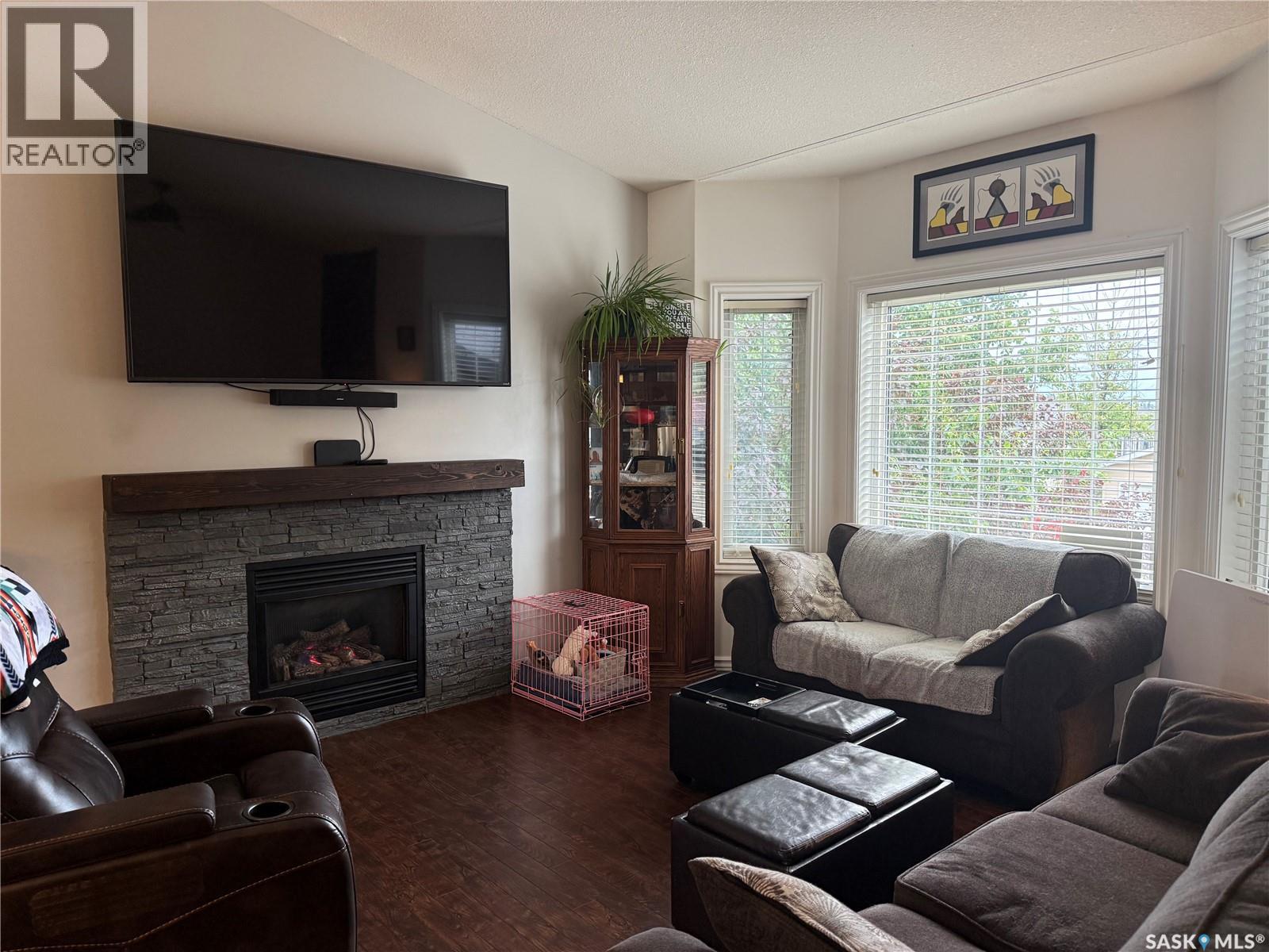 903 Sinotte CRESCENT - 10