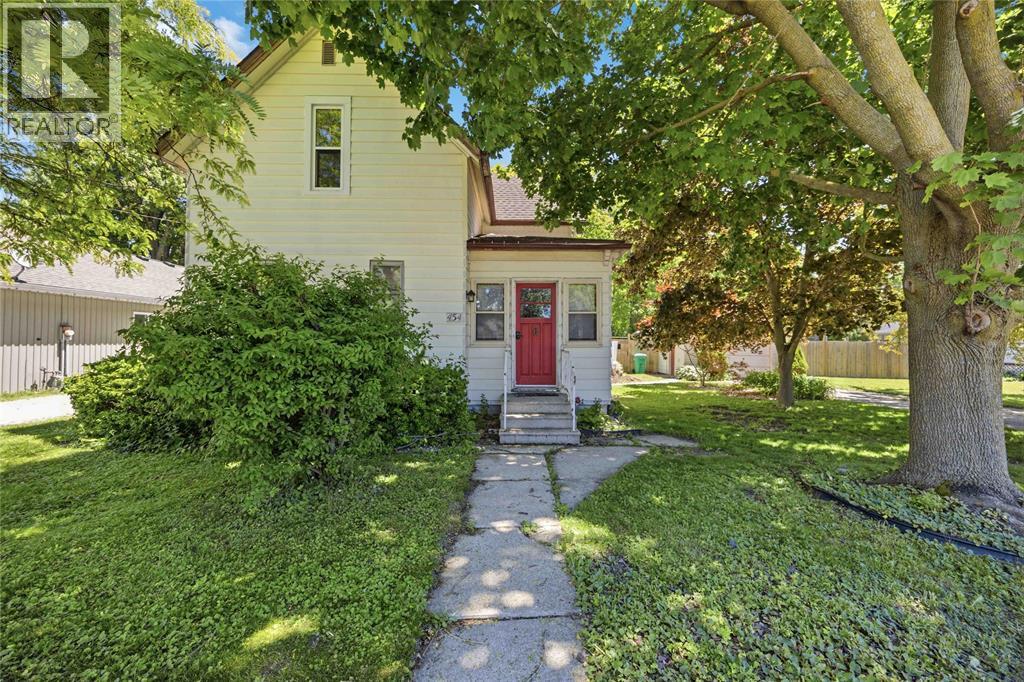 Property for sale at 454 MAUDE STREET