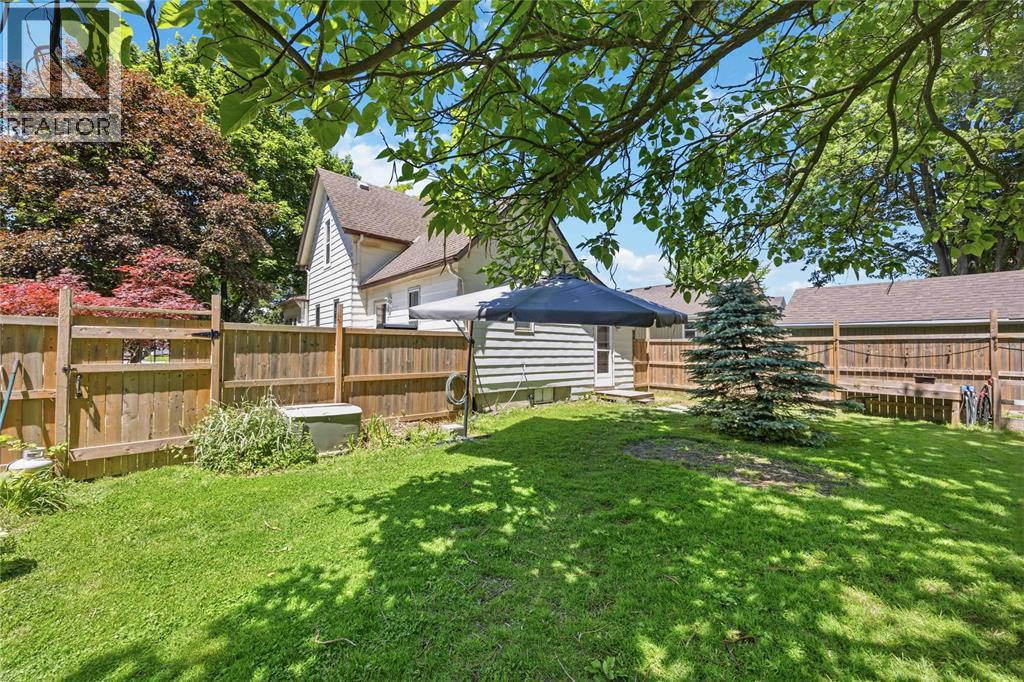 454 MAUDE STREET - Image 31