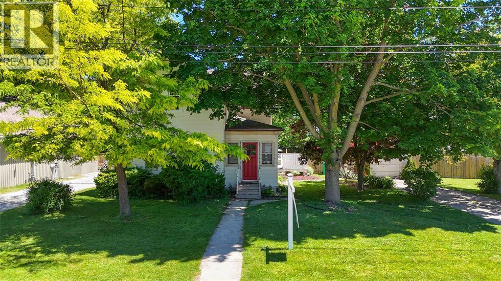 454 MAUDE STREET - Image 40