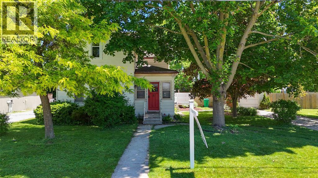 454 MAUDE STREET - Image 38