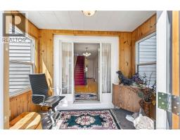 Enclosed porch - 20 St Croix Street, St  Stephen, NB E3L2A4 Photo 8