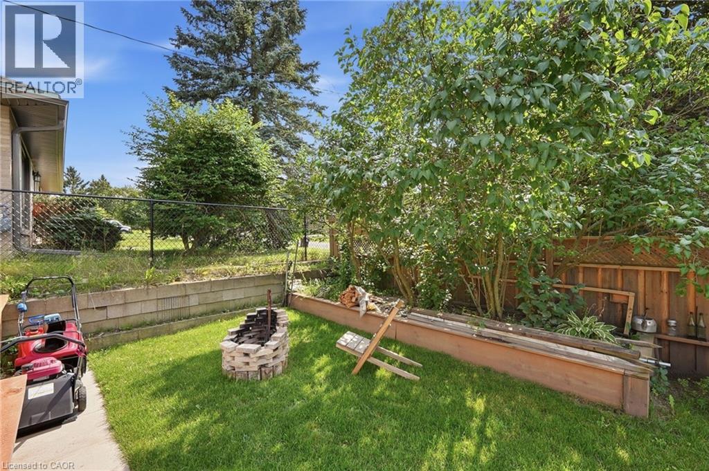 21 OAKWOOD Avenue - Image 10