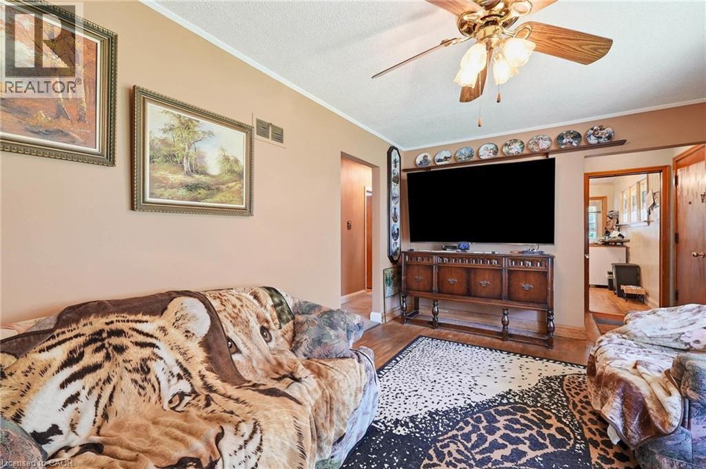 21 OAKWOOD Avenue - 19