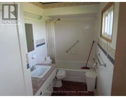 173 Fells Point Road, Kawartha Lakes, ON K0M1N0 Photo 17