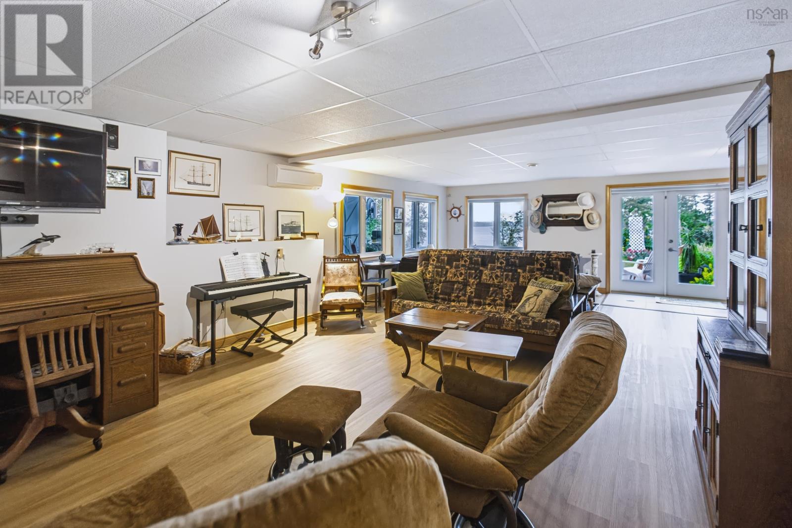 Property 37 of 50 of 98 Pleasure Cove Road