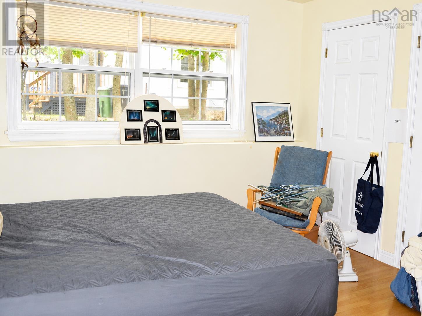 105 Park Street - 26