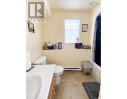 105 Park Street, Truro, NS B2N3J5 Photo 25