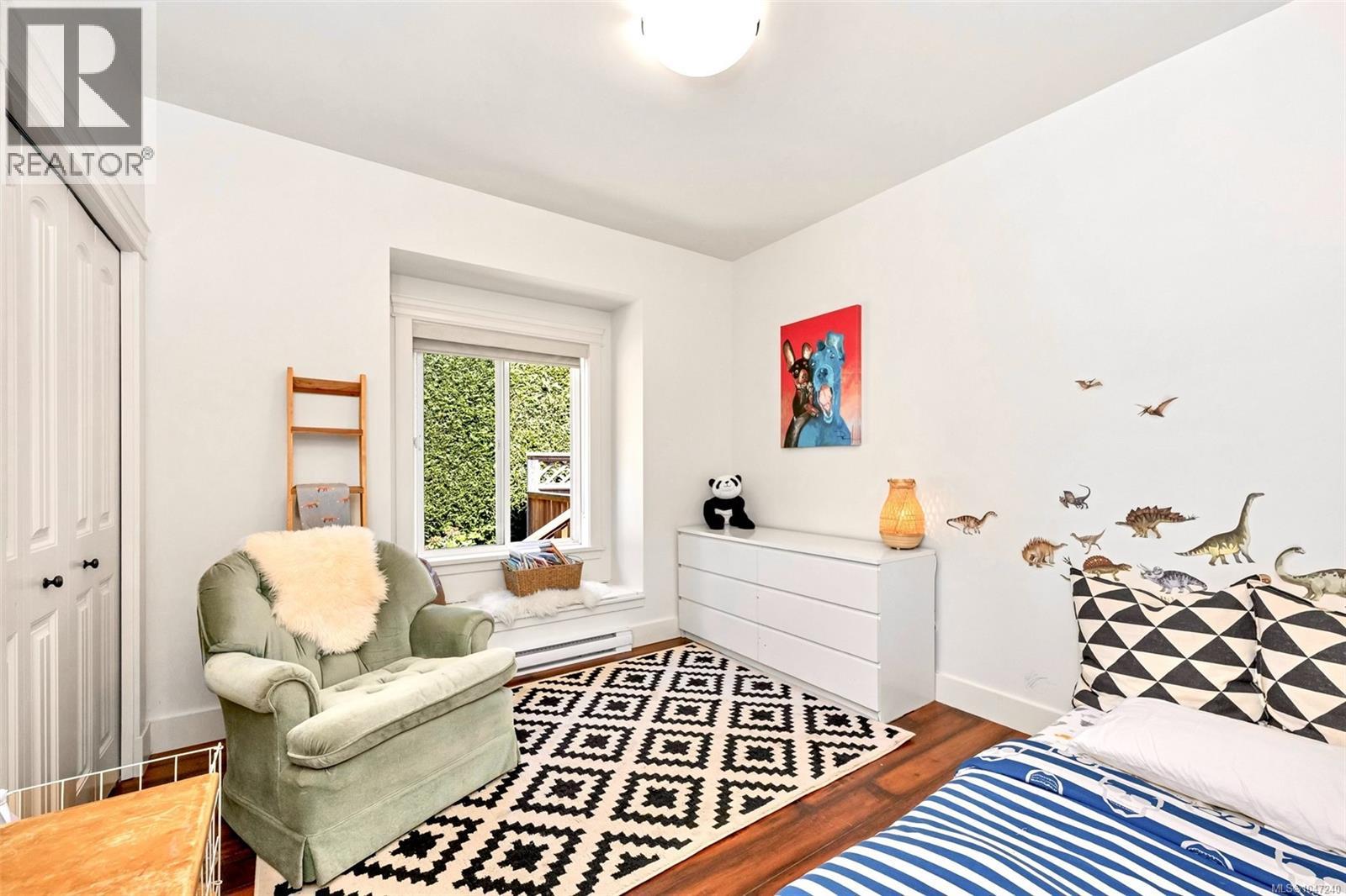 897 Pratt Rd - Image 26