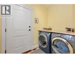 897 Pratt Rd, Mill Bay, BC V8H1H6 Photo 31
