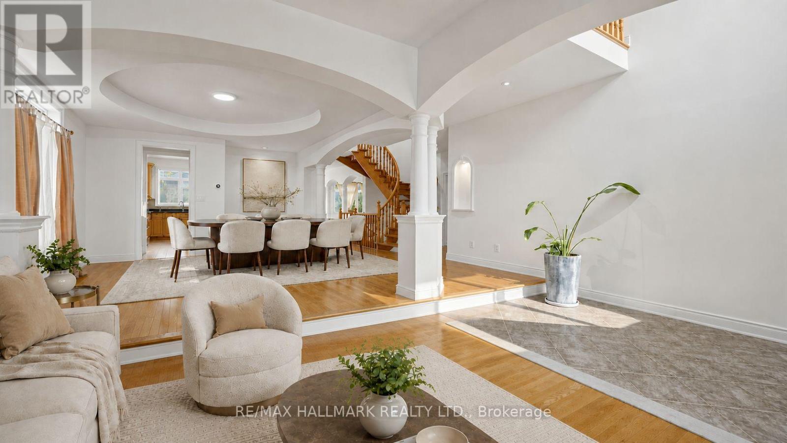 368 PARADELLE DRIVE - Image 7