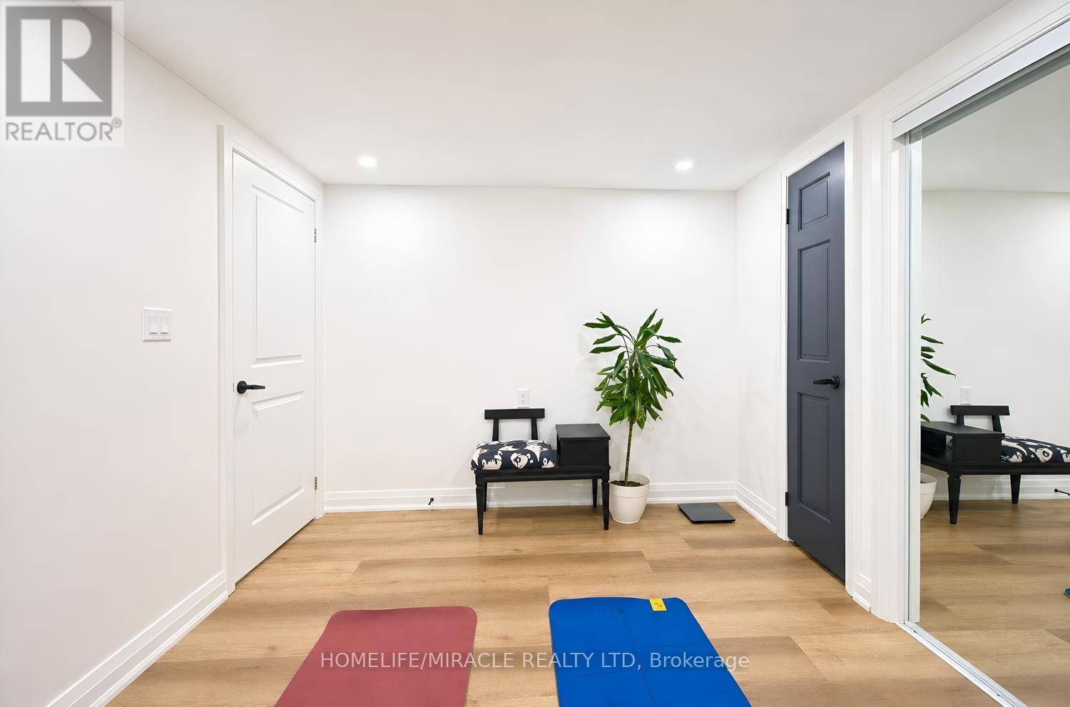 2108 FALMOUTH TERRACE - Image 35