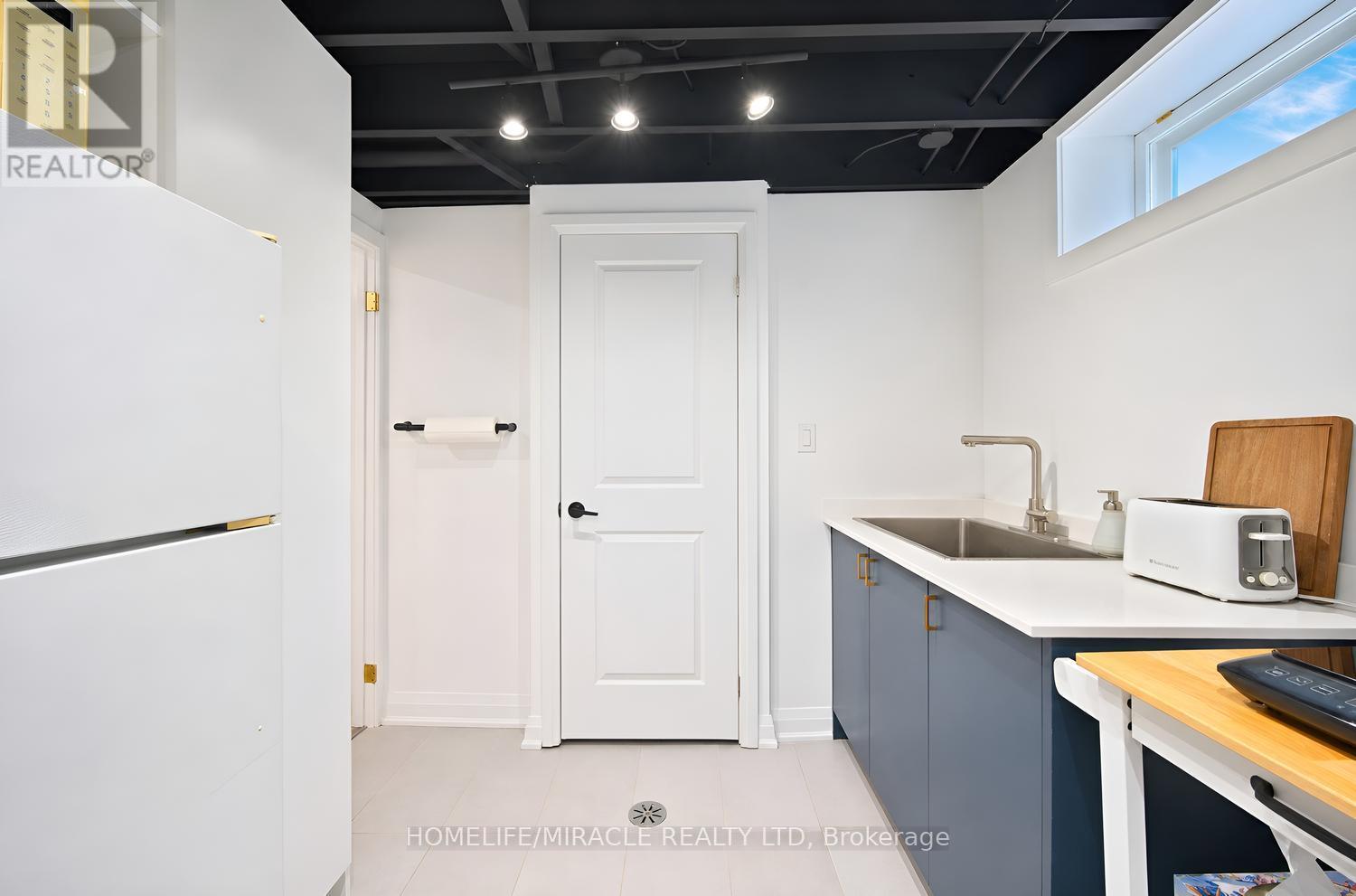 2108 FALMOUTH TERRACE - Image 39
