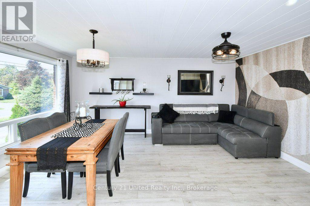 10 KIRKWOOD CRESCENT - Image 10