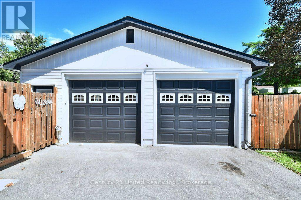 10 KIRKWOOD CRESCENT - Image 44