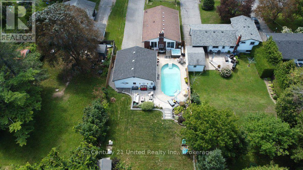 10 KIRKWOOD CRESCENT - Image 48