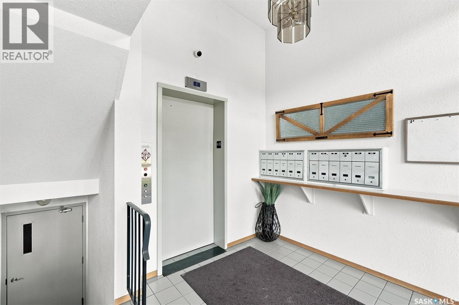 #202 1215 Louise AVENUE - Image 35
