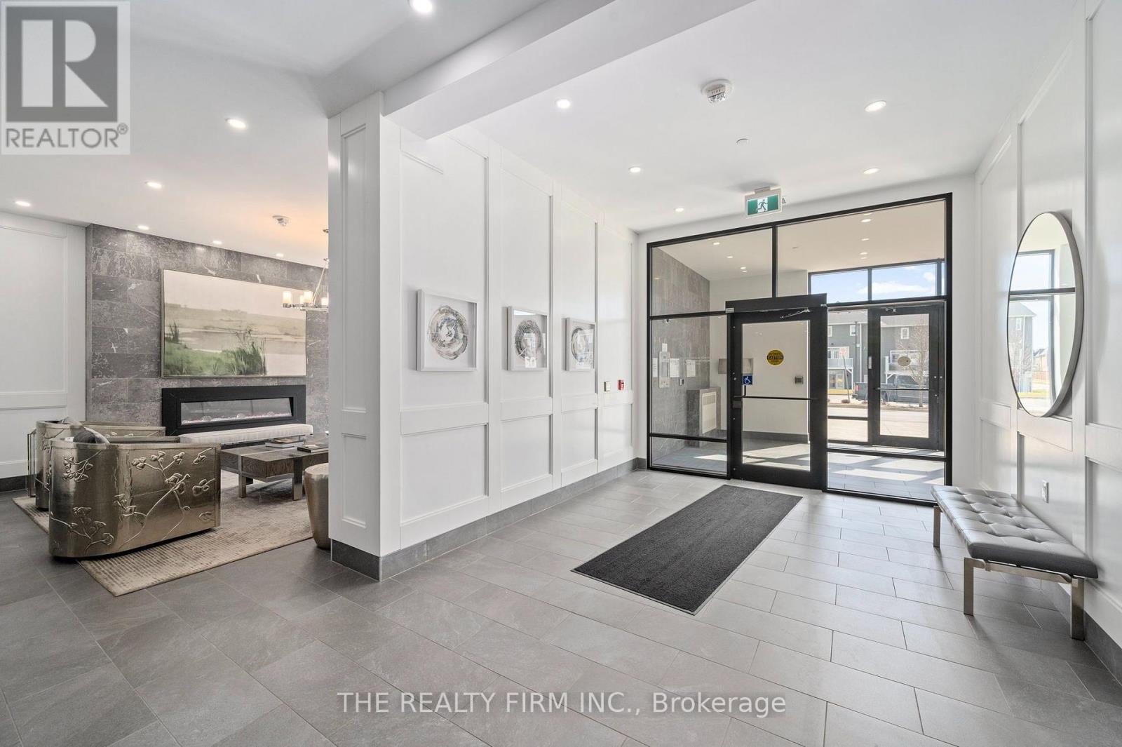 #701 260 VILLAGEWALK BOULEVARD - Image 3