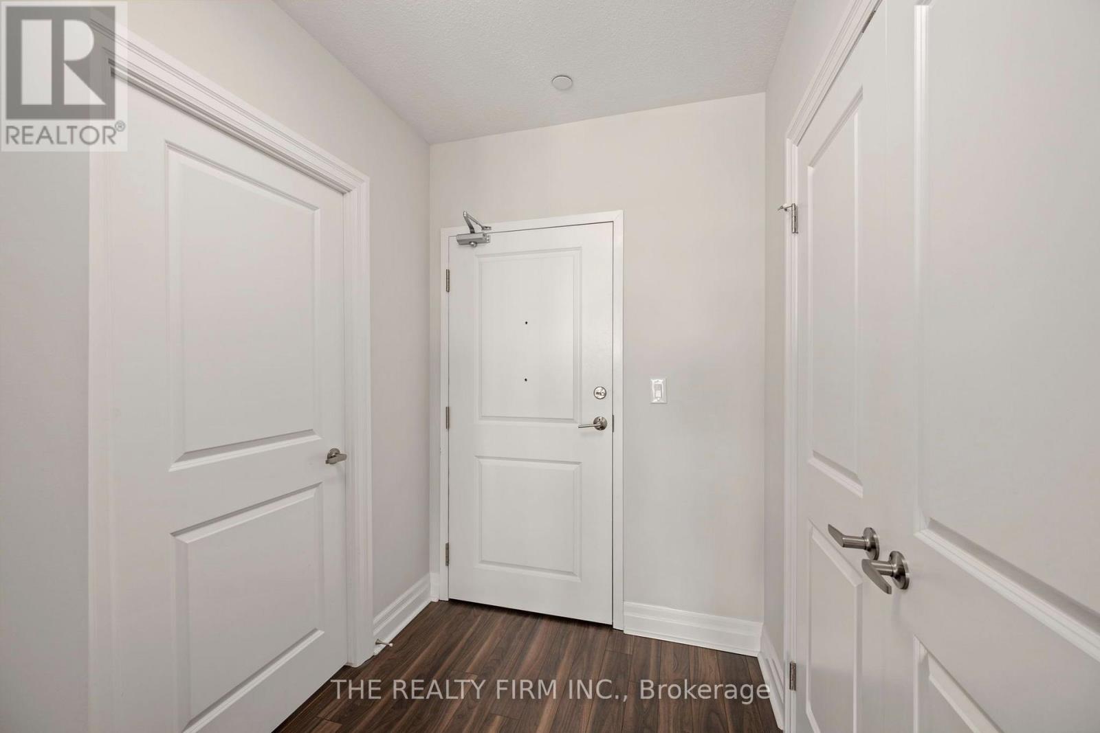 #701 260 VILLAGEWALK BOULEVARD - Image 6