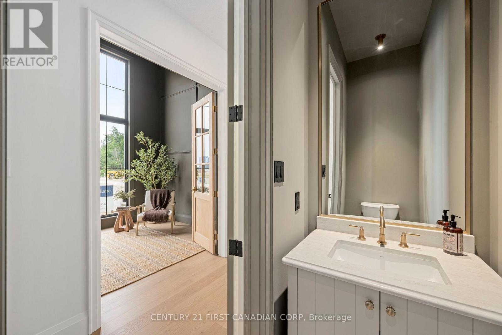 876 WHITE PINE STREET - Image 17