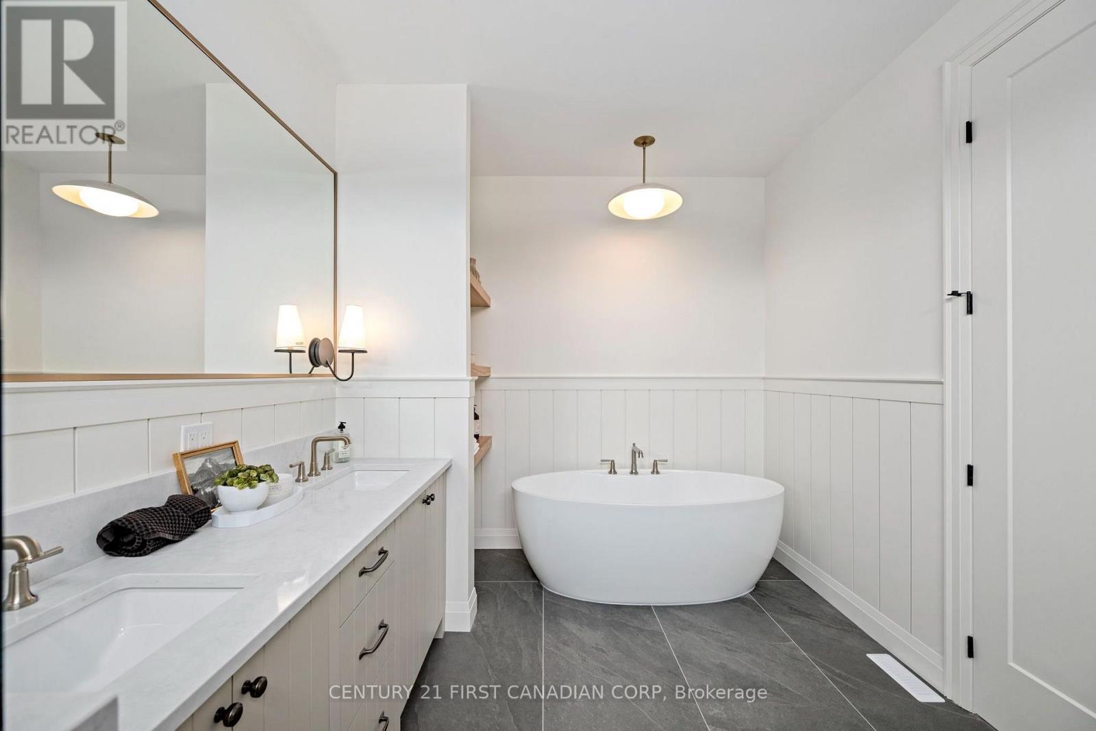 876 WHITE PINE STREET - Image 21