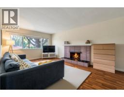 675 Duncan Avenue, Burnaby, BC V5B4M1 Photo 8