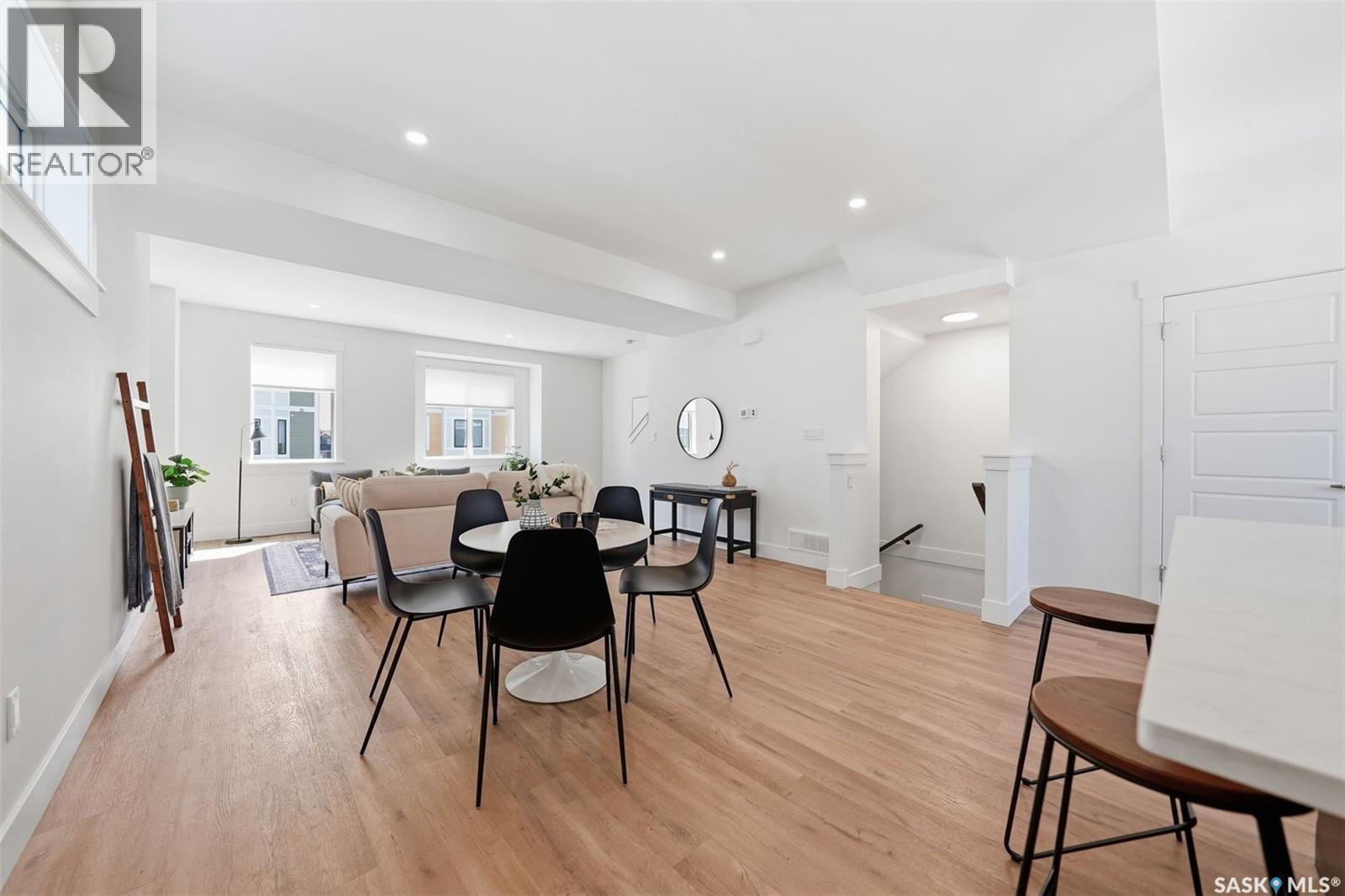 #39 900 St Andrews LANE - Image 8