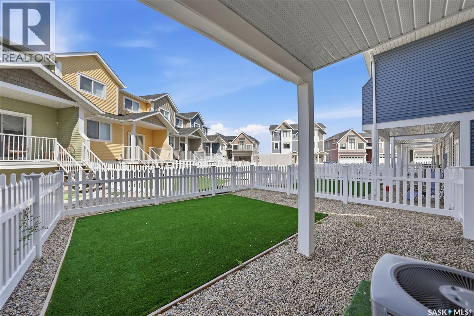 #39 900 St Andrews LANE - Image 32