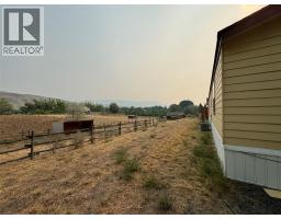 Kitchen - 6721 Valley Road, Kamloops, BC V0K2J0 Photo 6