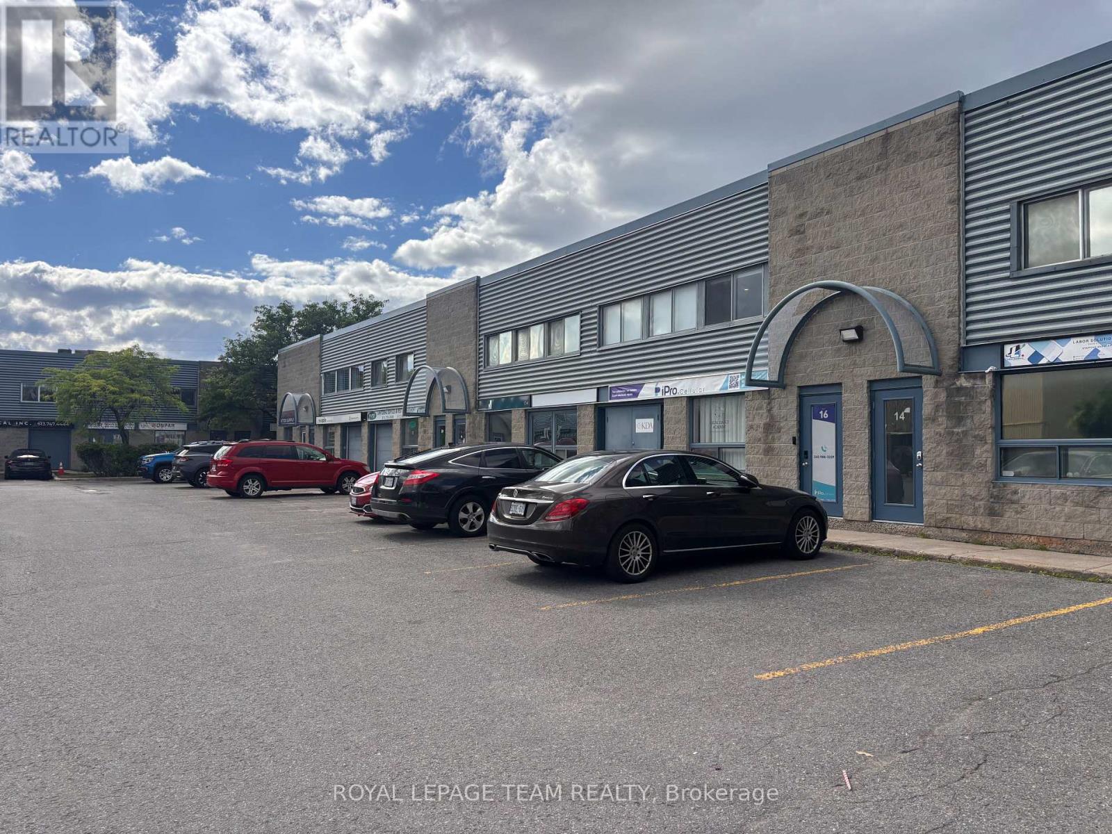 Office for Rent in Ottawa – 12 & 14 – 1010 POLYTEK STREET, Ottawa – MLS# X13688360 - Image 21