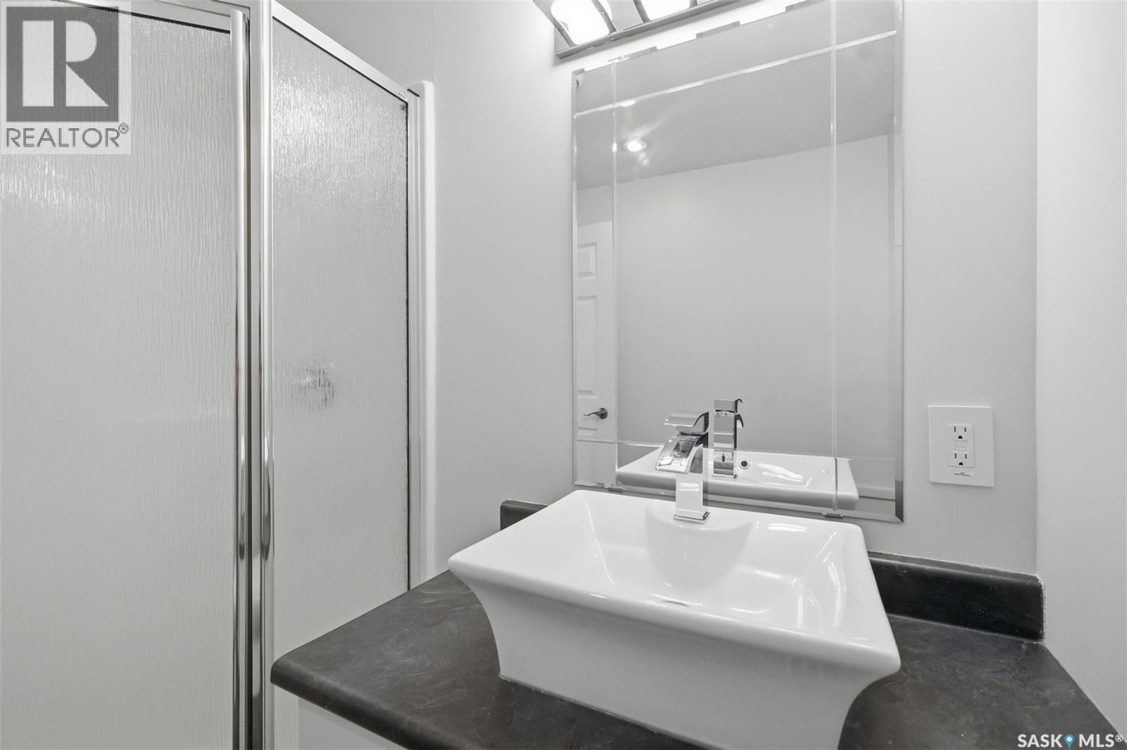 738 LAMARSH LANE - Image 34