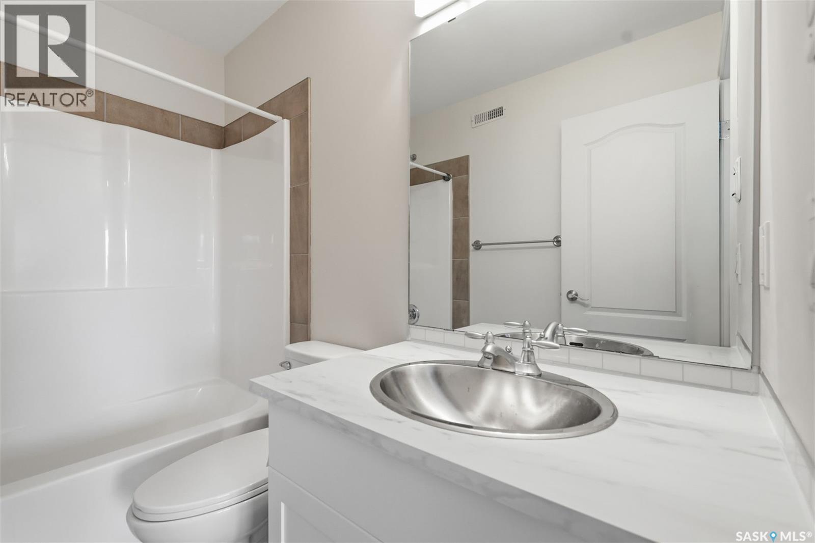 738 LAMARSH LANE - Image 24