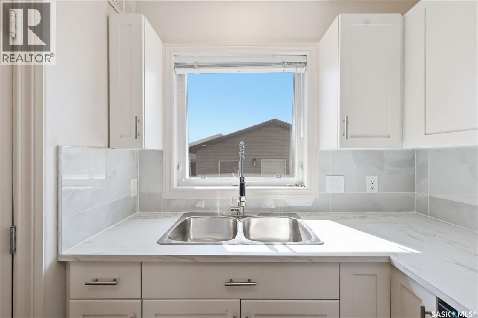 738 LAMARSH LANE - Image 17