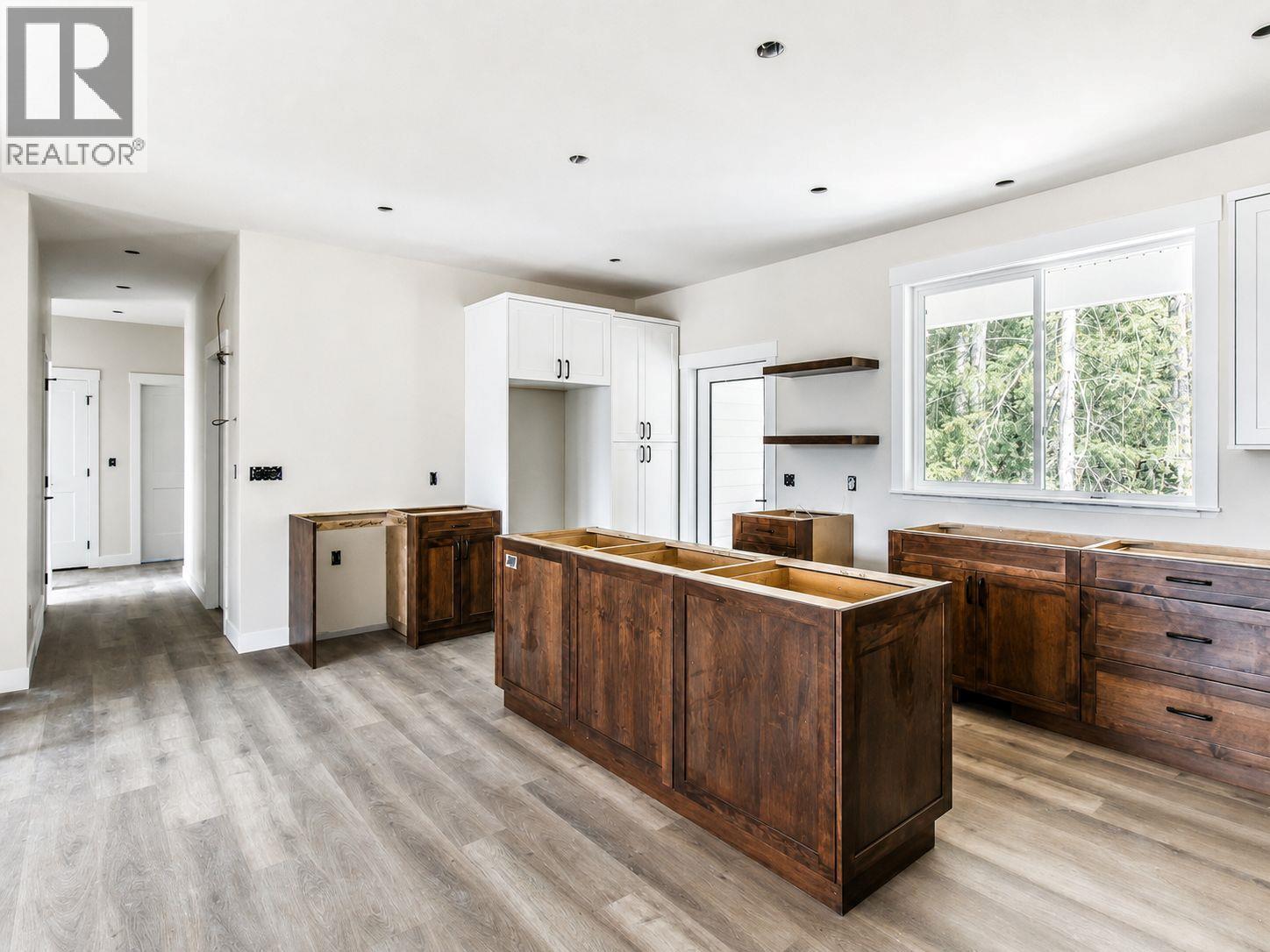 1450 21 Street NE - Image 8